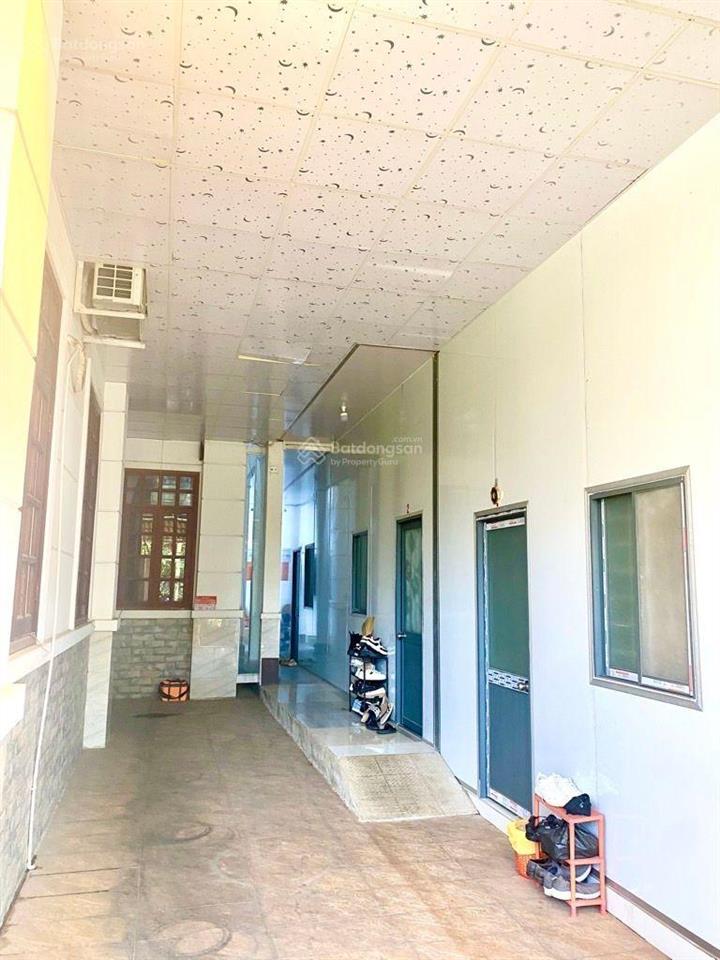 Siêu biệt thự cổng vàng 250m2 ngay chợ linh trung.vừa ở vừa có dòng tiền hơn 300tr/năm