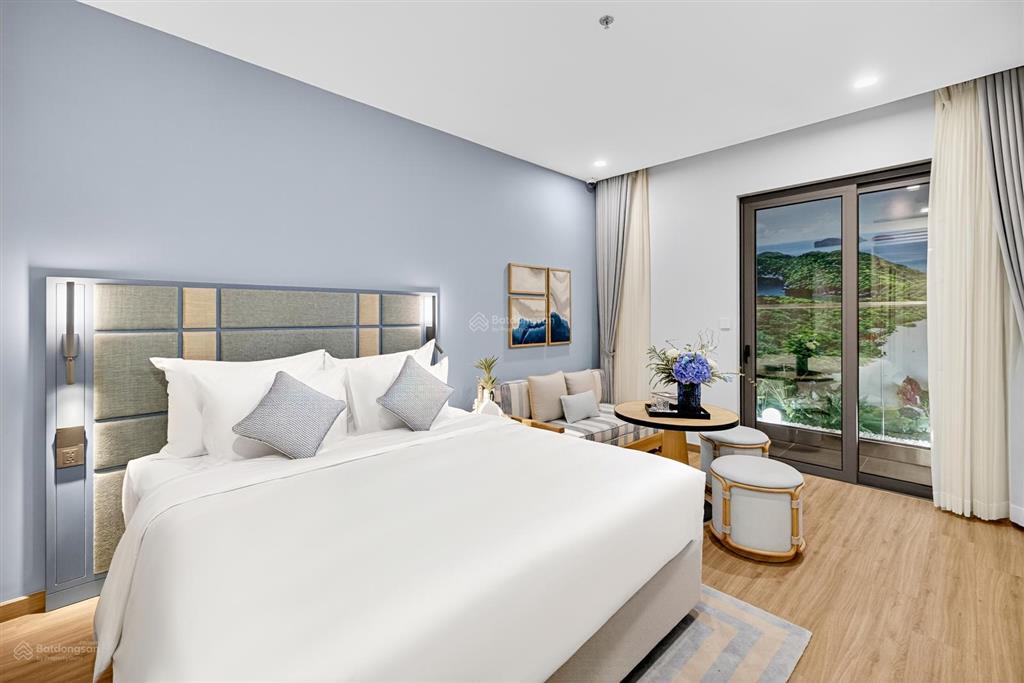 Hiếm có căn studio view biển bãi cháy, hạ long  giá 1,7 tỷ