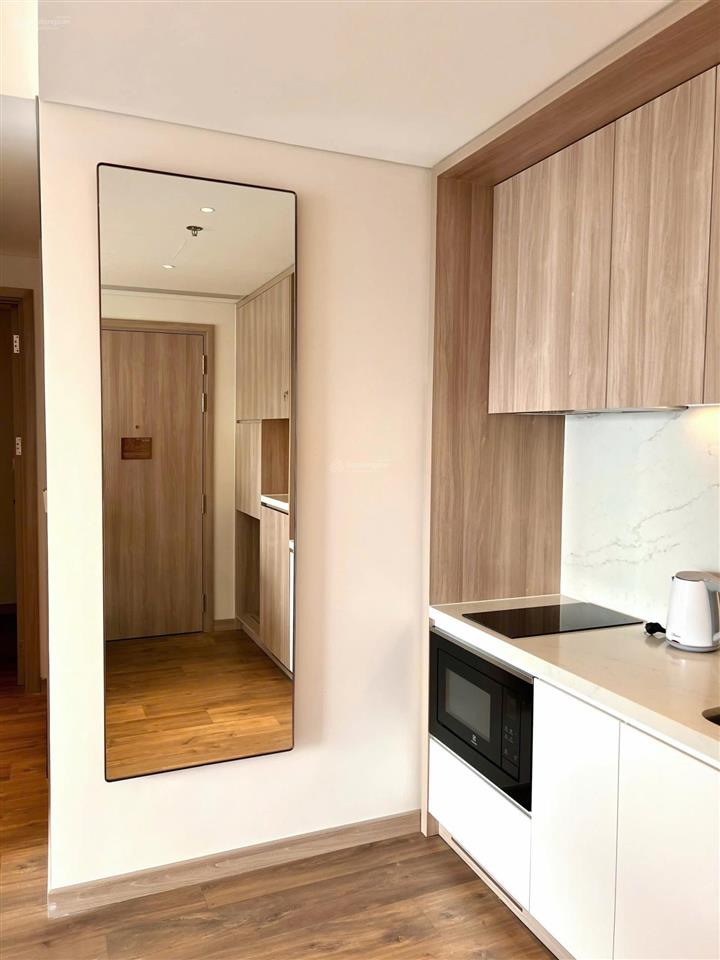 Bán cắt lỗ 400tr căn hộ a la carte hạ long bay 56 m2, 1pn 1wc, view biển vịnh hl miễn phí ql 7 năm