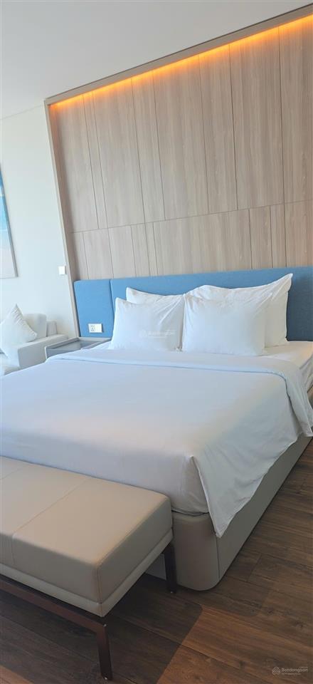 Bán căn góc tòa a la carte hạ long bay, giá 3 tỷ, 47m2, full nội thất cao cấp 1pn, 1wc, sổ trao tay