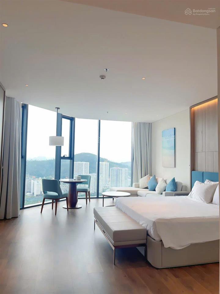 Bán căn góc tòa a la carte hạ long bay, giá 3 tỷ, 47m2, full nội thất cao cấp 1pn, 1wc, sổ trao tay