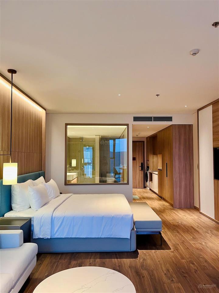 Cần bán căn hộ cao cấp a la carte hạ long bay 2,8 tỷ, 54m2, sẵn sổ miễn phí dv 10 năm .0982 527 ***