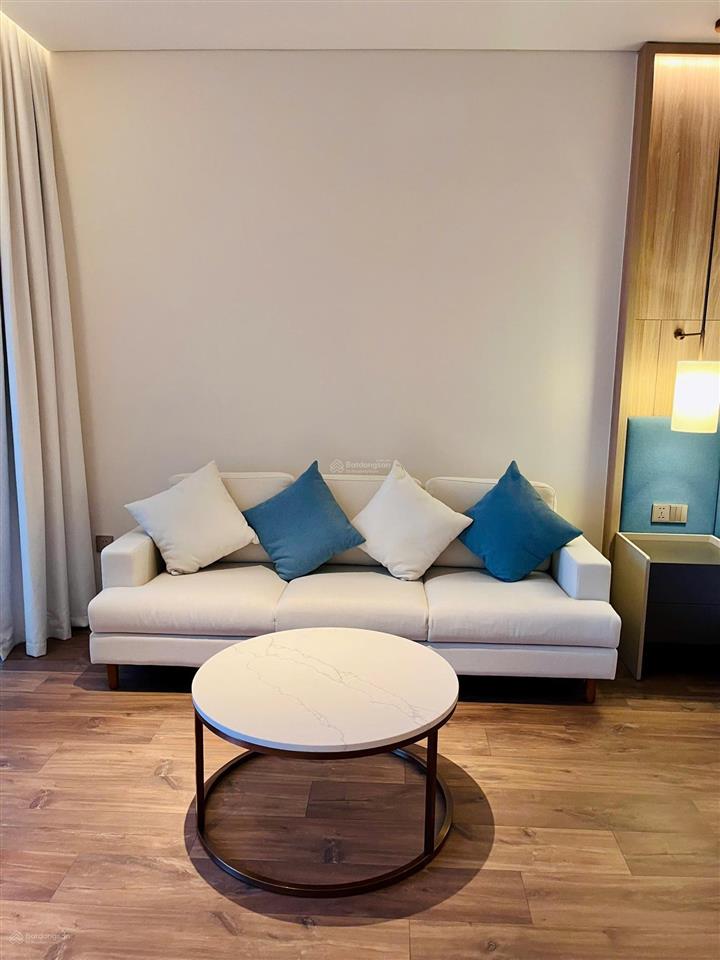 Cần bán căn hộ cao cấp a la carte hạ long bay 2,8 tỷ, 54m2, sẵn sổ miễn phí dv 10 năm .0982 527 ***