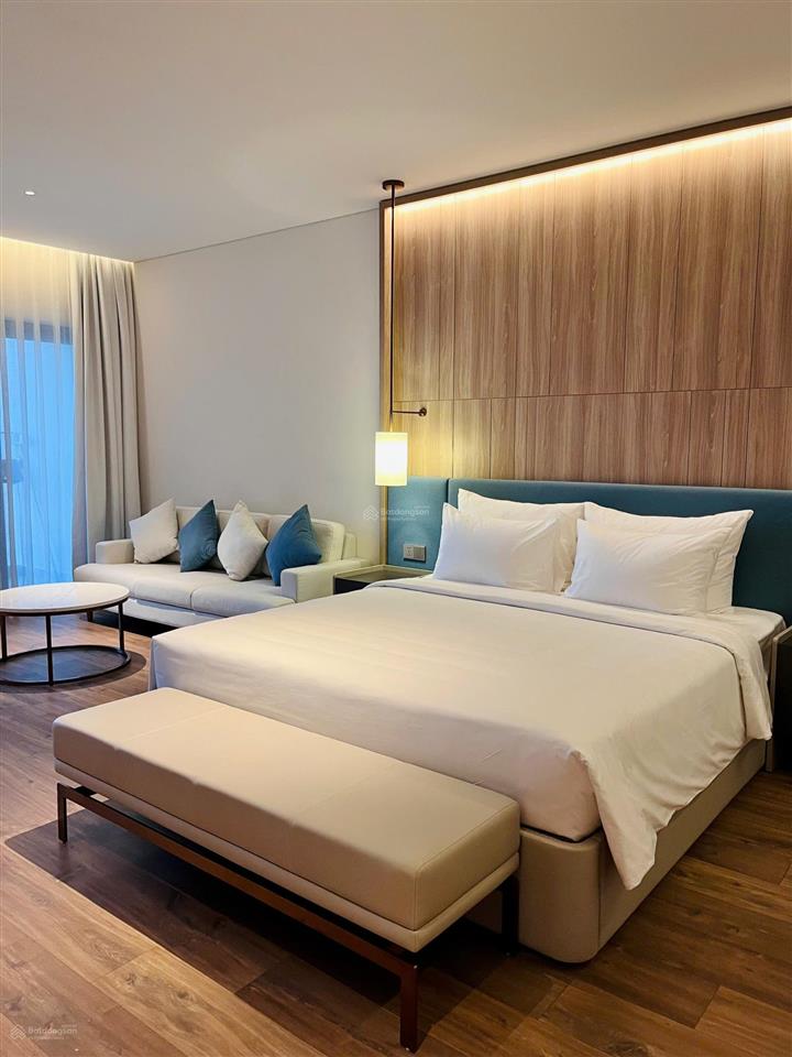 Cần bán căn hộ cao cấp a la carte hạ long bay 2,8 tỷ, 54m2, sẵn sổ miễn phí dv 10 năm .0982 527 ***