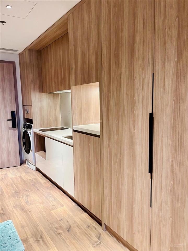 Cần bán căn hộ cao cấp a la carte hạ long bay 2,8 tỷ, 54m2, sẵn sổ miễn phí dv 10 năm .0982 527 ***
