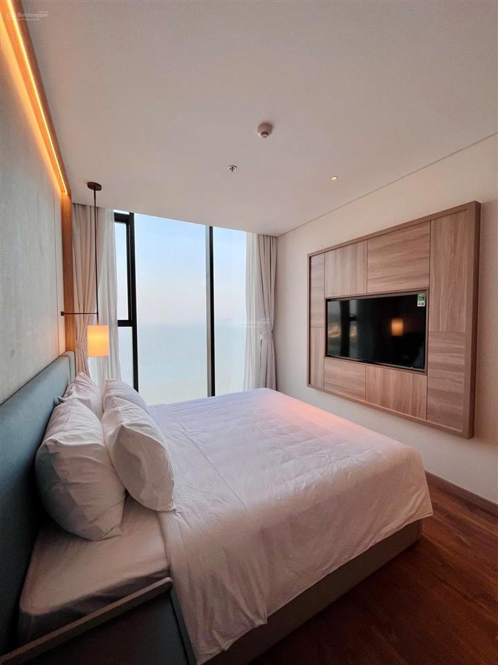 Cần bán căn àlacarte view biển giá 5,2 tỷ 75m2 đã có sổ full nội thất chỉ việc vào ở và kinh doanh
