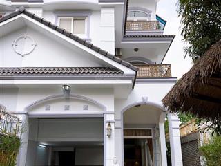 Bán biệt thự 8*30m, gần global, 267m2 sàn, giá 26 tỷ, sổ hồng đầy đủ,  0932 004