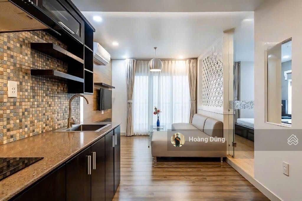 Bán khách sạn 4 sao  15x20m  trung tâm phú nhuận  9 tầng btct  thu nhập hơn 300tr  giá 149 tỷ