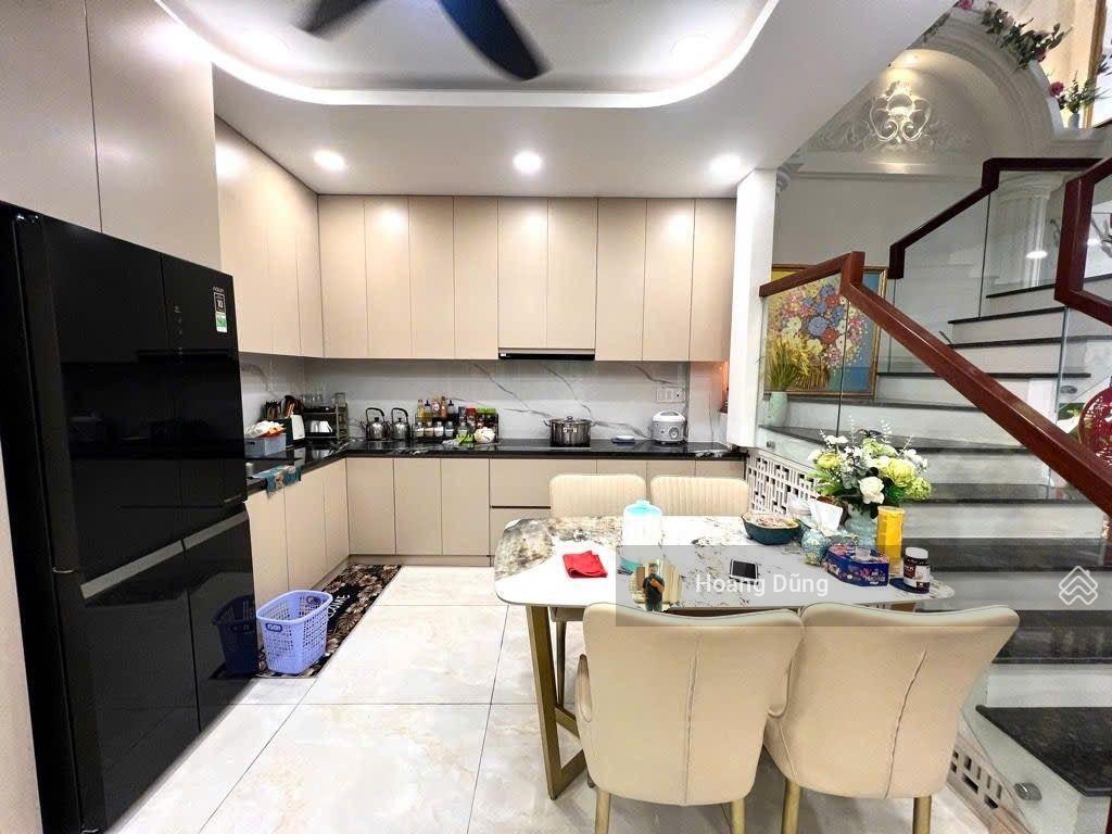 Bán nhà thoại ngọc hầu  70m2  thoại ngọc hầu  4 tầng btct  hẻm xe tải  giá chỉ 9,3 tỷ
