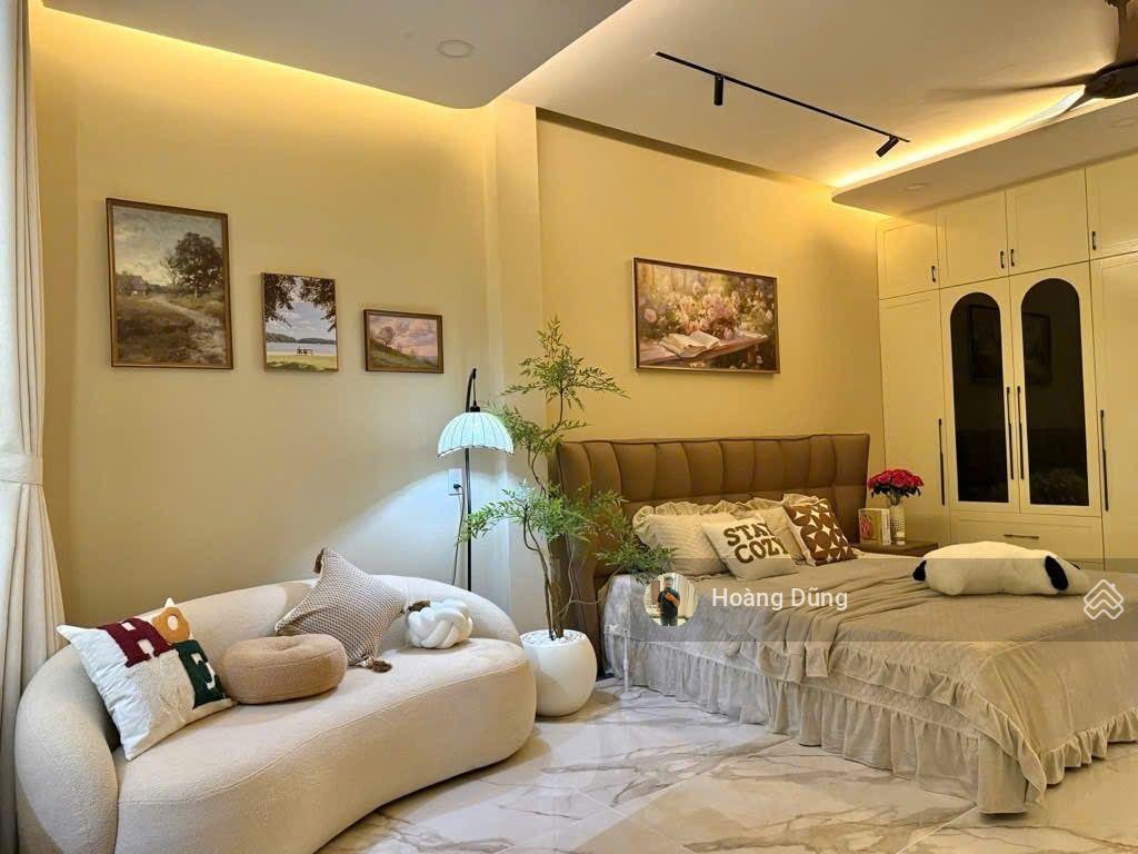 Bán nhà mặt tiền lê văn quới  109m2  5 tầng thang máy  full nội thất luxury  giá chỉ 13,5 tỷ