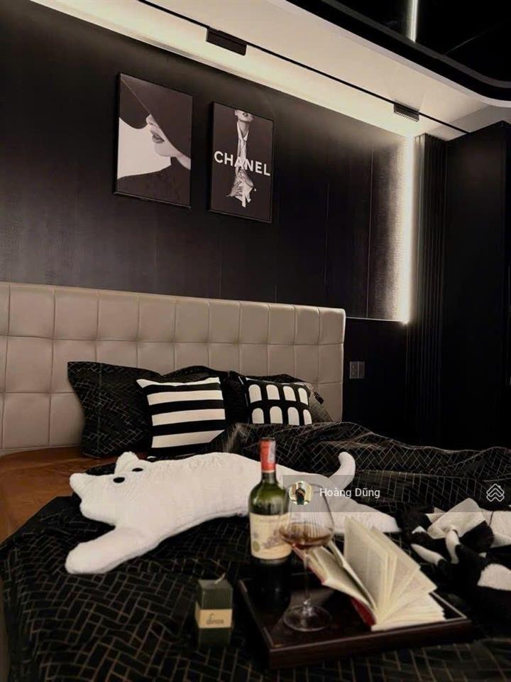Bán nhà mặt tiền lê văn quới  109m2  5 tầng thang máy  full nội thất luxury  giá chỉ 13,5 tỷ