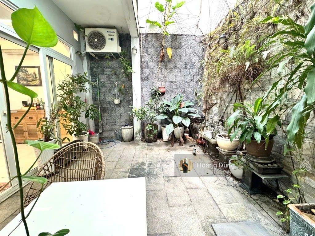 Bán nhà gần aeon tân phú  70m2  4 tầng  nội thất đẹp  hẻm xe hơi đỗ cửa  giá chỉ 6,9 tỷ