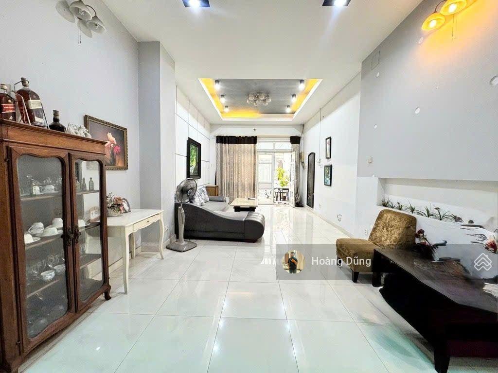 Bán nhà gần aeon tân phú  70m2  4 tầng  nội thất đẹp  hẻm xe hơi đỗ cửa  giá chỉ 6,9 tỷ