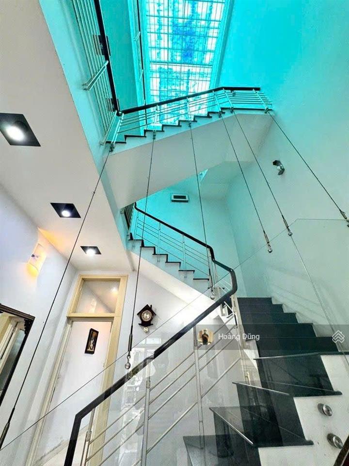 Bán nhà gần aeon tân phú  70m2  4 tầng  nội thất đẹp  hẻm xe hơi đỗ cửa  giá chỉ 6,9 tỷ