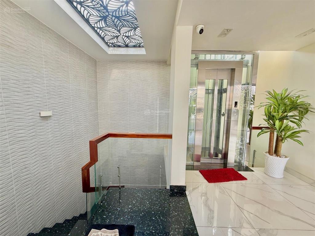 Bán biệt thự lê văn quới  105m² (8,5x13m)  4 tầng  thang máy xịn  full nội thất  giá 13,5 tỷ