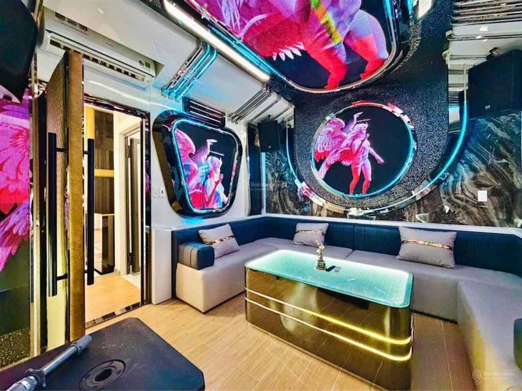 Bán nhà nguyễn tư giản  68m2  5 tầng thang máy  tặng full nội thất luxury  giá chỉ 10,9 tỷ
