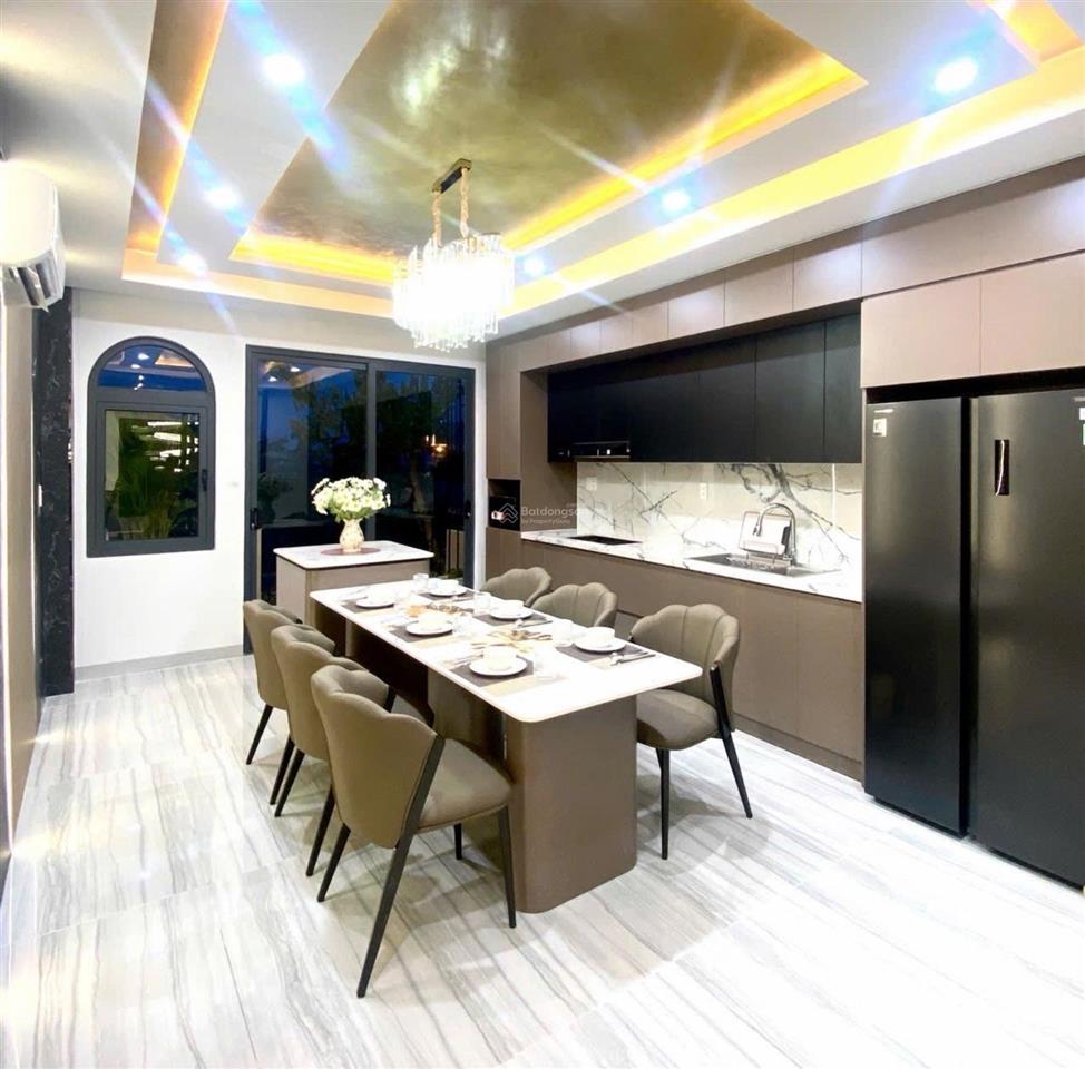 Bán nhà thoại ngọc hầu  84m2  thang máy full nội thất  4 tầng  hẻm xe tải  giá chỉ 8,55 tỷ
