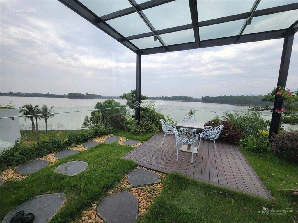 Tôi cần bán căn biệt thự vị trí vip nhất flamingo đại lải ( diện tích 1000m2) view hồ lớn