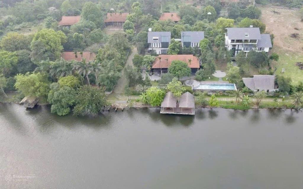Chính chủ cần bán gấp khu nghỉ dưỡng sẵn khuôn viên kinh doanh ngay mặt hồ đại lải