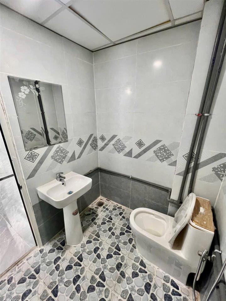 Đăng giùm chủ trọ nhà sát bên aeon mall tân phú. diện tích 50m2, giá 3tỷ 380tr (thương lượng)