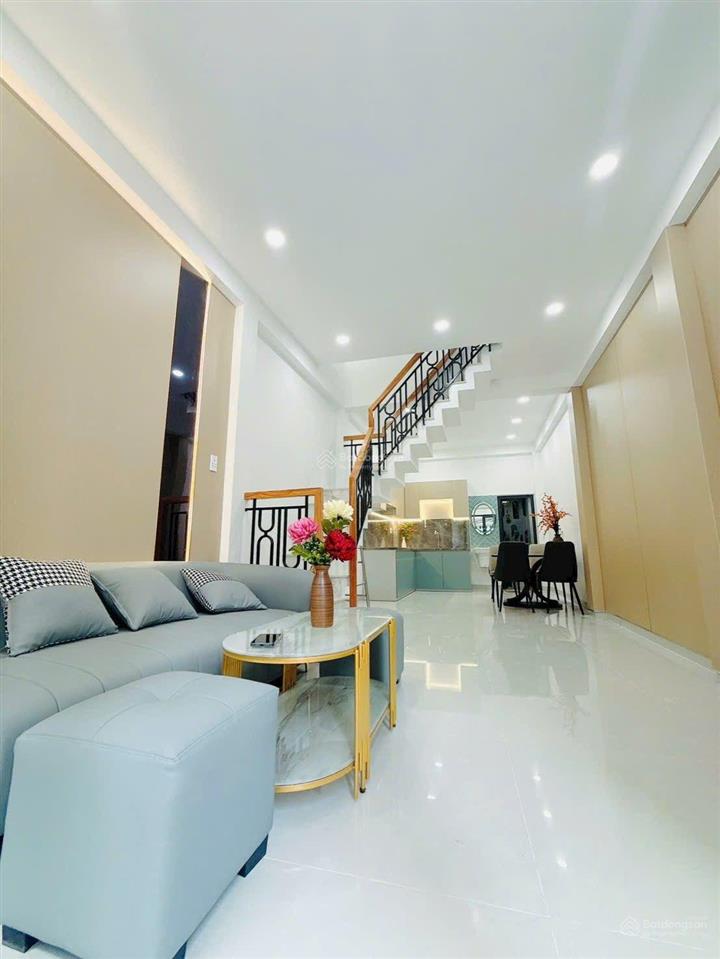 Cô 9 bán nhà tại trịnh quang nghị, bình chánh, tp. hcm