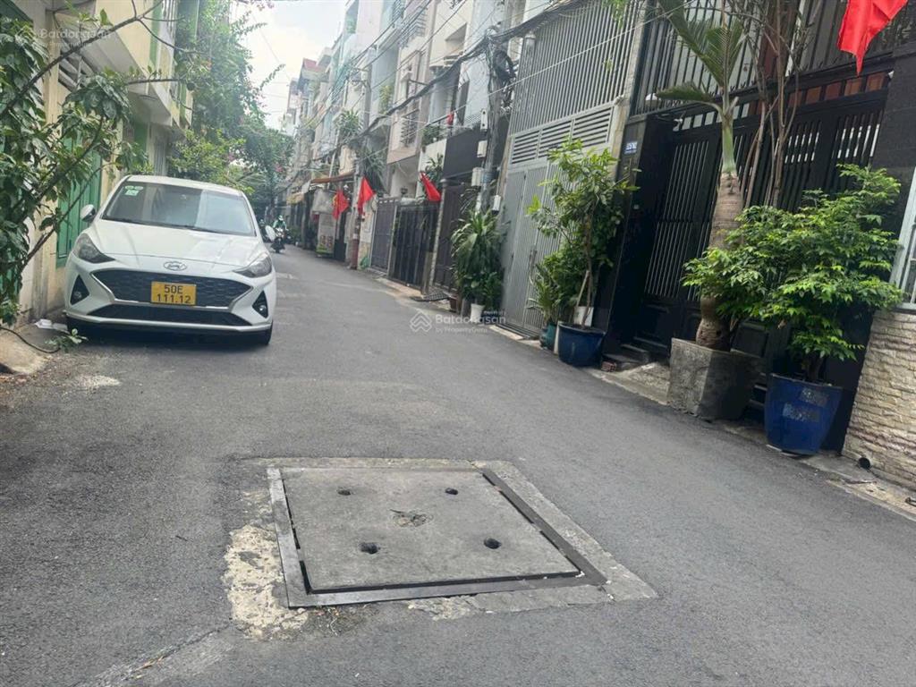 Cần bán gấp nhà mt đường nguyễn đình chính p8 qphú nhuận,dt6x11m,kc1t3l giá 14.8 tỷ t