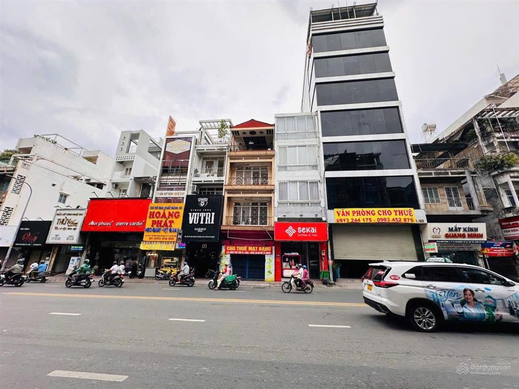 Cần bán gấp nhà mặt tiền phan đình phùng p17 q phú nhuận dt4.2x20m kc2 tầng giá22.9 tỷ