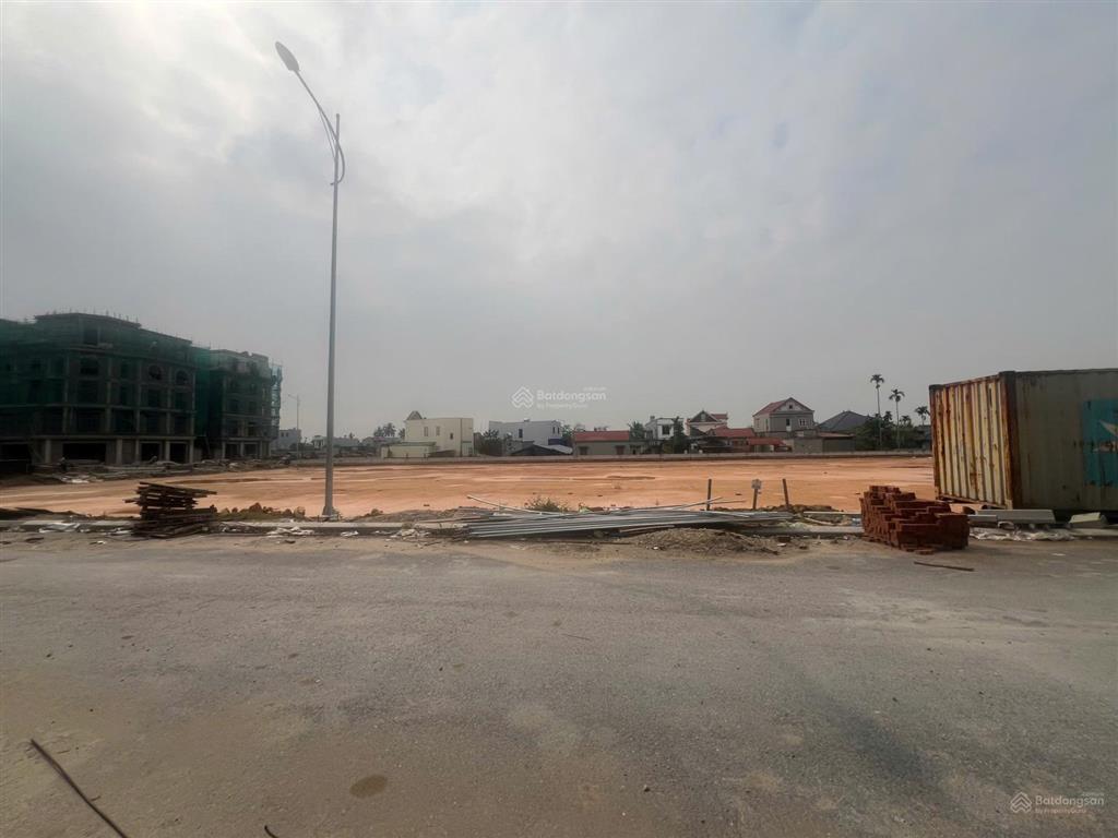 Cắt lỗ căn 82,5m2 tại hoàng huy green river. đối diện công viên khu liên hợp thể thao và bãi xe