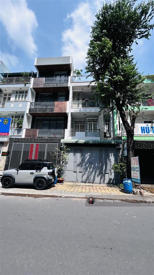 Nhà 3 tầng mt kinh doanh đường d2, p. tăng nhơn phú a giá giảm sâu chỉ bằng 1/2 đường man thiện