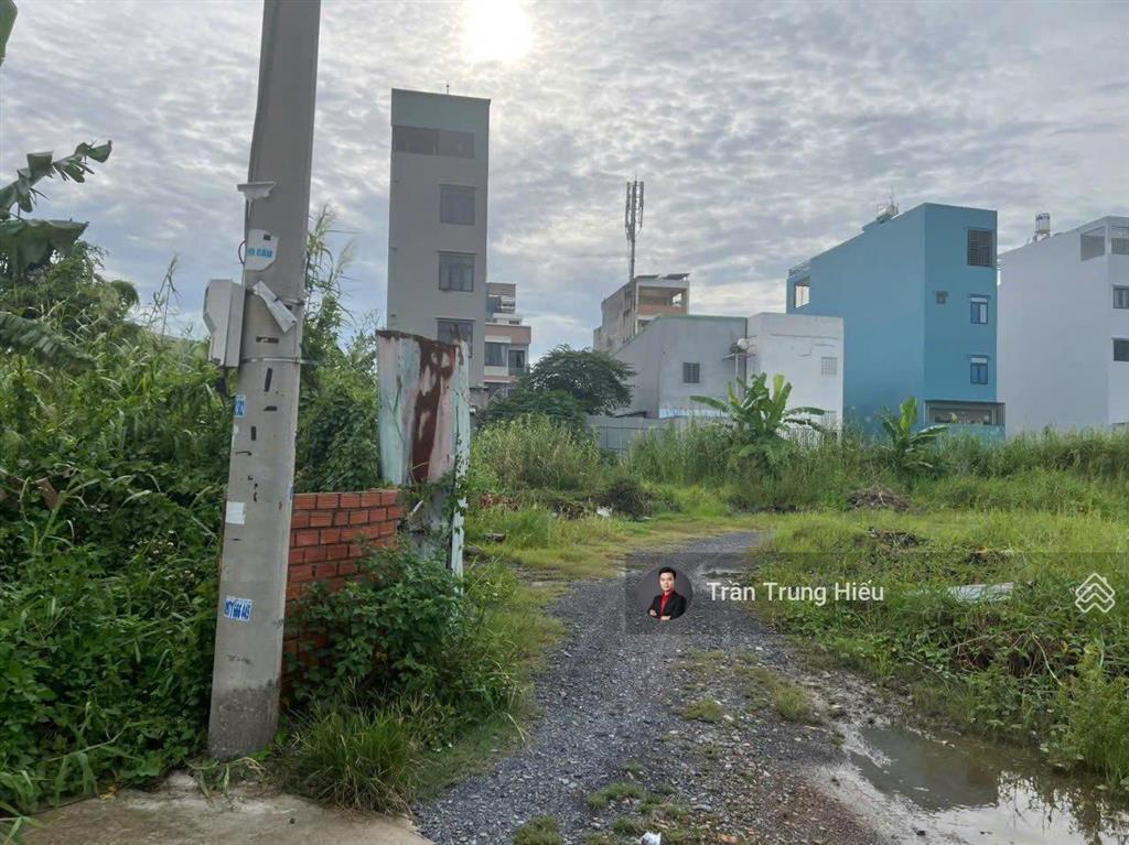 Đất phân lô, góc 2 mt hẻm bùi công trừng, quận 12  3300mv  xây phòng trọ, hàng quán sân vườn, ..