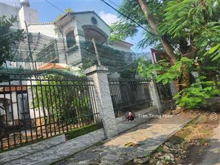 75 triệu/mv  bán gấp biệt thự bề thế ngang 25m quận gò vấp  khu yên tĩnh, cạnh bên sông vàm thuât