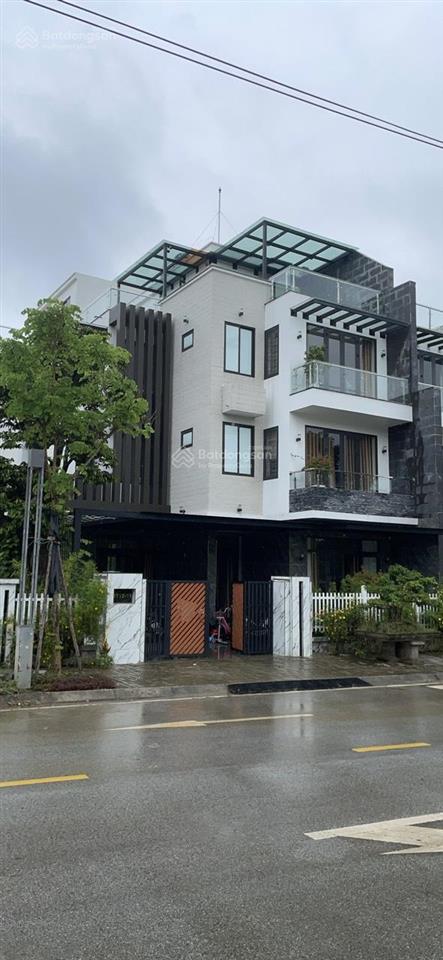Chính chủ cần bán bt phú cát city 190m2 thuộc trục chính da giá 75tr/m2 đất ,hướng đb  0964 588 ***