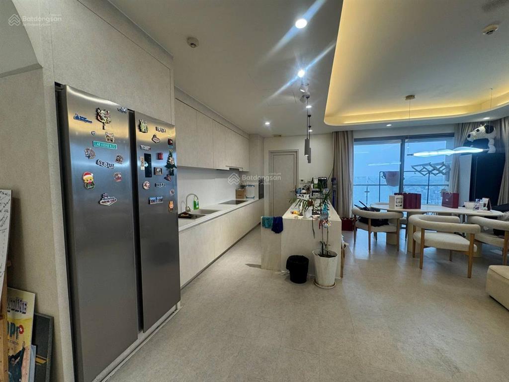 Đẹp! bán ch 3pn 119m2 tháp bora, đảo kim cương, view sông sài gòn, nội thất xịn, chỉ 17,5 tỷ