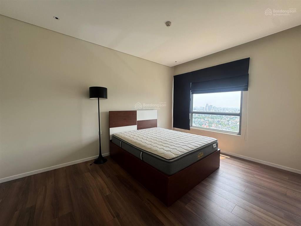 Nội thất đẹp ! cho thuê căn hộ 3pn 119m2  tầng cao  view sông, đảo kim cương, giá 45 triệu/tháng