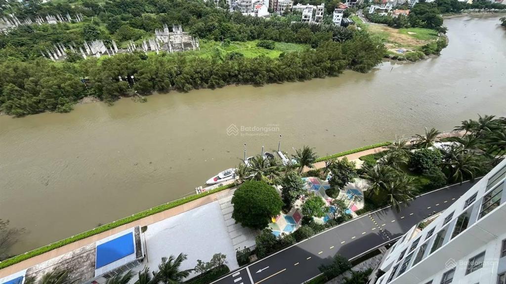 Bán căn dual key 133m2, 2pn+1pn  2 phòng khách riêng biệt, view trực sông, đkc, chỉ 17,5 tỷ