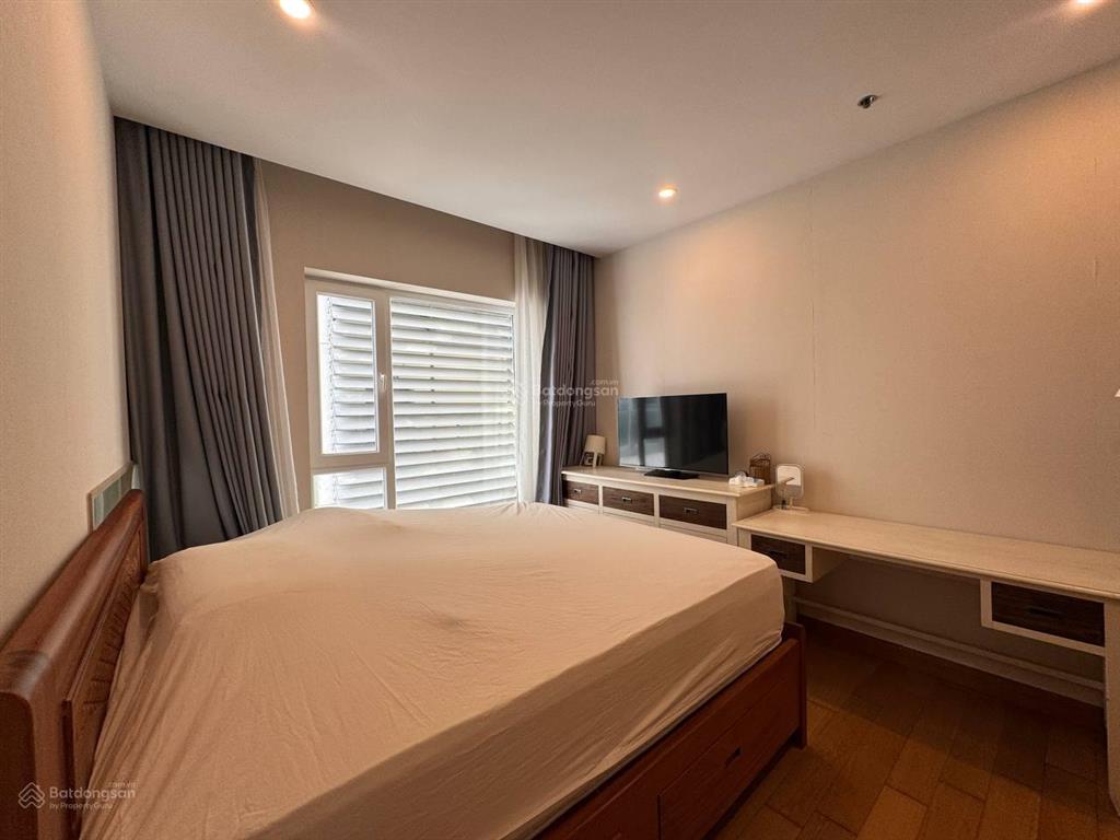Bán căn hộ 1pn+1  83m2 | có sổ hồng, view sông, full nội thất, đảo kim cương, q2, giá 11 tỷ