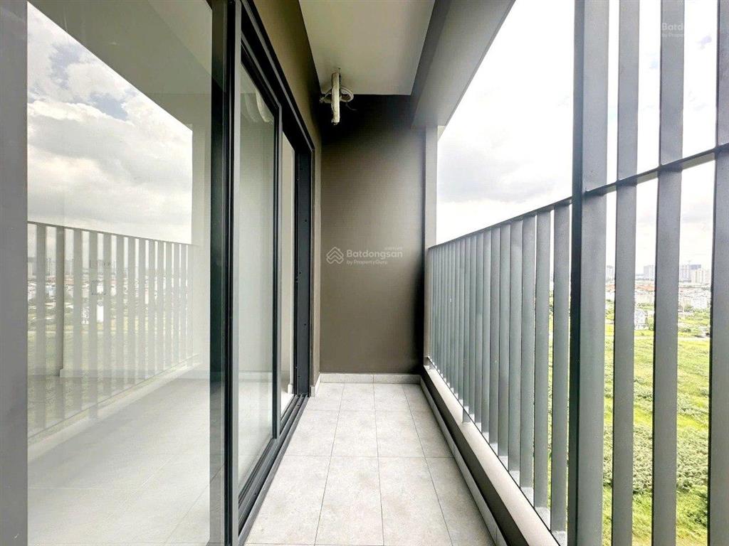 Chính chủ bán gấp căn hộ 2 phòng ngủ, nhìn sông, victoria village quận 2  5,85 tỷ