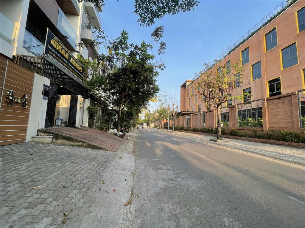 Chỉ 8 tỷ xíu  nhà kdc nam long 4x15m  ở hoặc kinh doanh  pháp lý chuẩn  vincom trần trọng cung