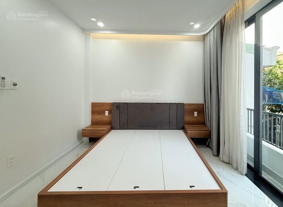 Nhà đẹp huỳnh tấn phát, giá chỉ 8.35 tỷ, xe hơi tới cửa, giáp kdc nam long, 4x15m, 4 tầng btct