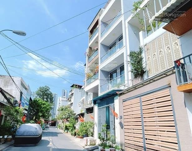 Nhà hiếm nguyễn thị thập, ô tô ngủ trong nhà, chỉ hơn 11 tỷ