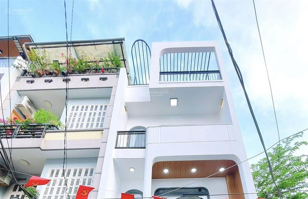 Nhà hiếm nguyễn thị thập, ô tô ngủ trong nhà, chỉ hơn 11 tỷ