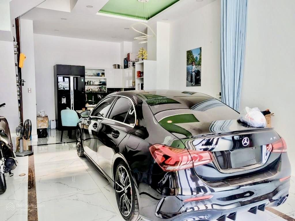Bán nhà quận 7, gần lotte mart, ngay hoàng trọng mậu, 5m ngang hiếm, ô tô ngủ trong nhà, nhỉnh 9 tỷ