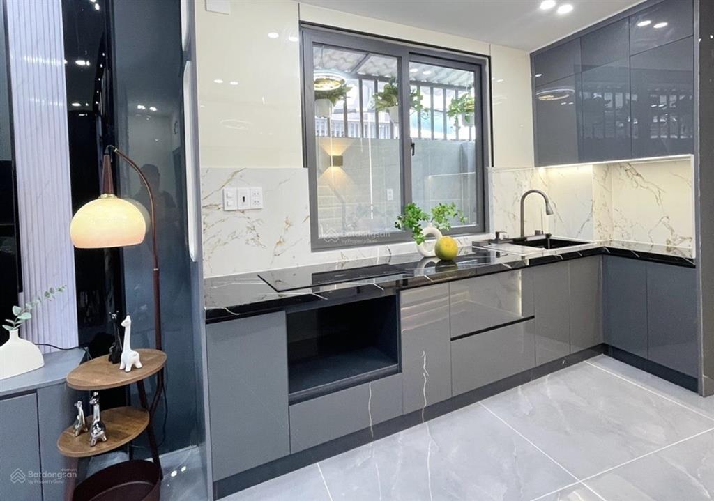 Bán nhà tân hưng, đẹp long lanh, xách vali về ở, 4 tầng xe hơi đến cửa chỉ 7 tỷ