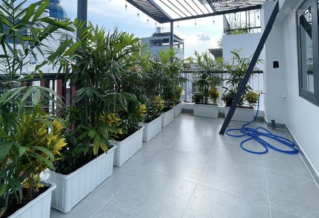 Bán nhà tân hưng, đẹp long lanh, xách vali về ở, 4 tầng xe hơi đến cửa chỉ 7 tỷ