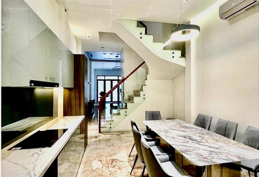 Bán nhà tân hưng quận 7, giáp lotte mart, xe hơi đậu cửa, 55m² chỉ 7 tỷ mốt, kiều đàm dân trí cao