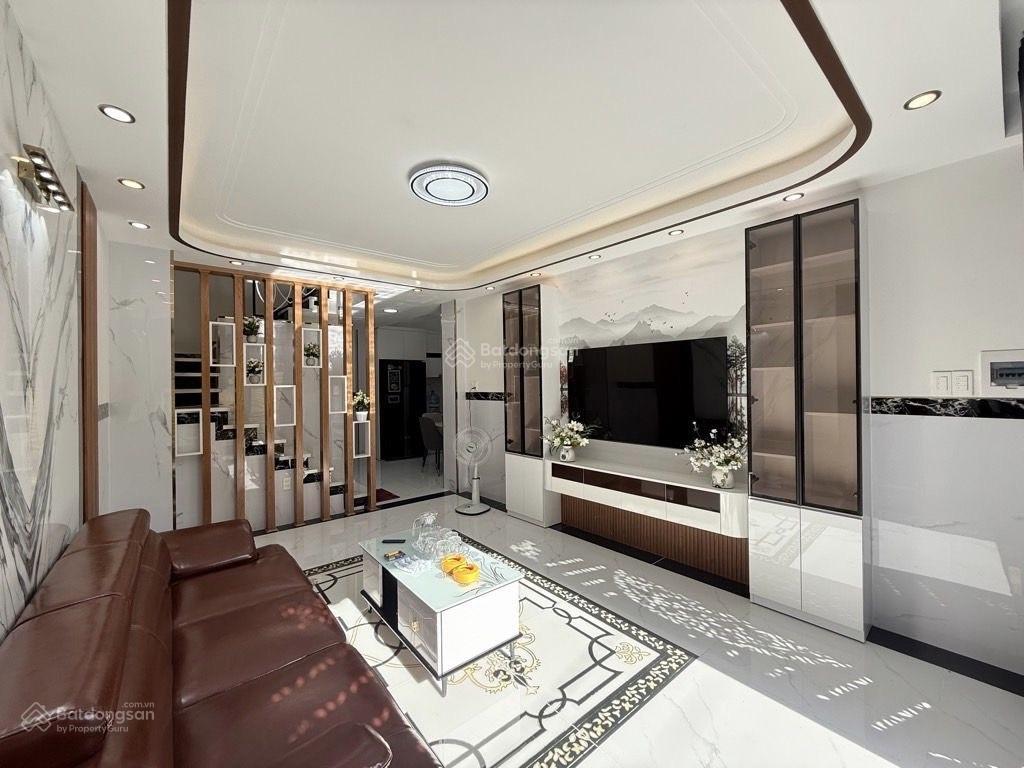 Nhà mới xách vali về ở ngay, hẻm thông xe hơi tránh, lâm văn bền quận 7, 80m2 chỉ 8.1 tỷ