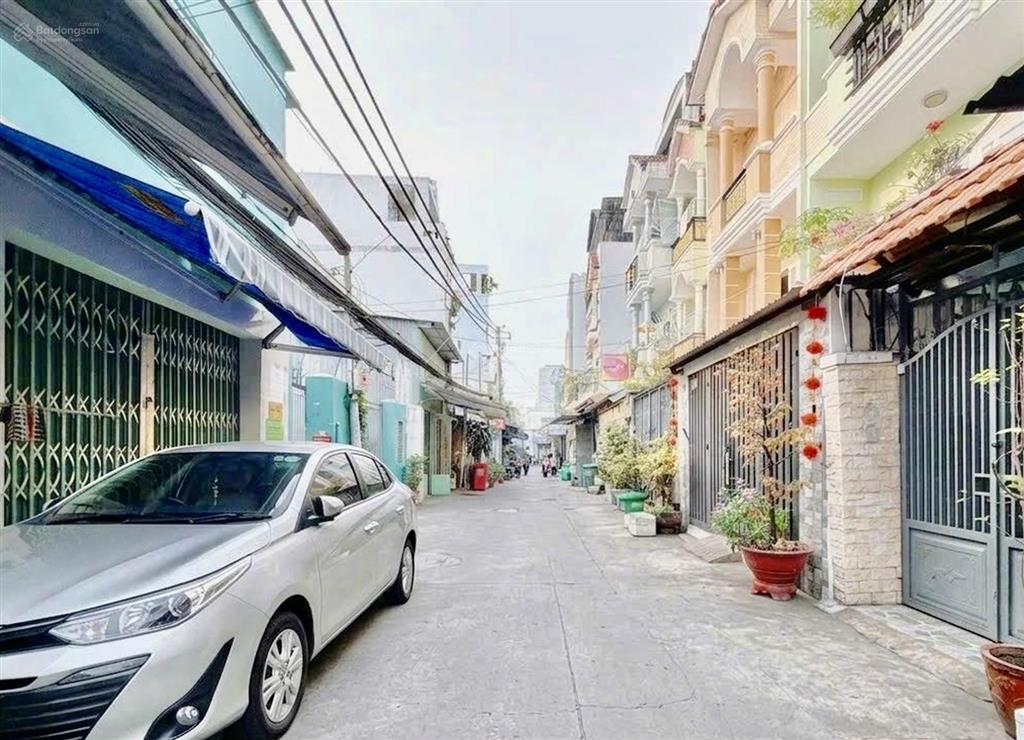 Bán nhà riêng phú thuận, 8,9 tỷ, 100m2, 4pn, 5wc