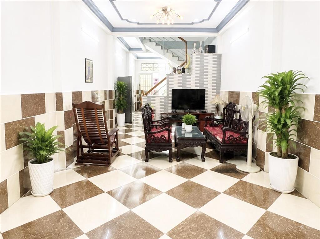 Bán nhà hẻm ô tô tránh tân thuận q7, ngay bên vincom, 62m2 pháp lý chuẩn chỉ 7.5 tỷ