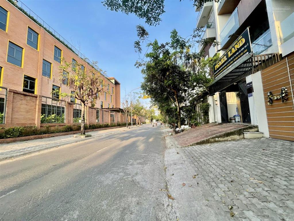 Bán nhà hẻm ô tô tránh tân thuận q7, ngay bên vincom, 62m2 pháp lý chuẩn chỉ 7.5 tỷ
