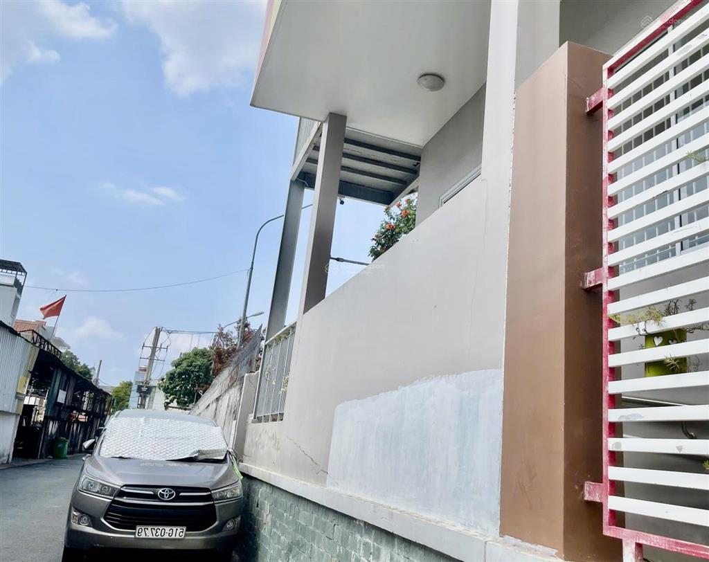 Bán nhà hẻm ô tô tránh tân thuận q7, ngay bên vincom, 62m2 pháp lý chuẩn chỉ 7.5 tỷ
